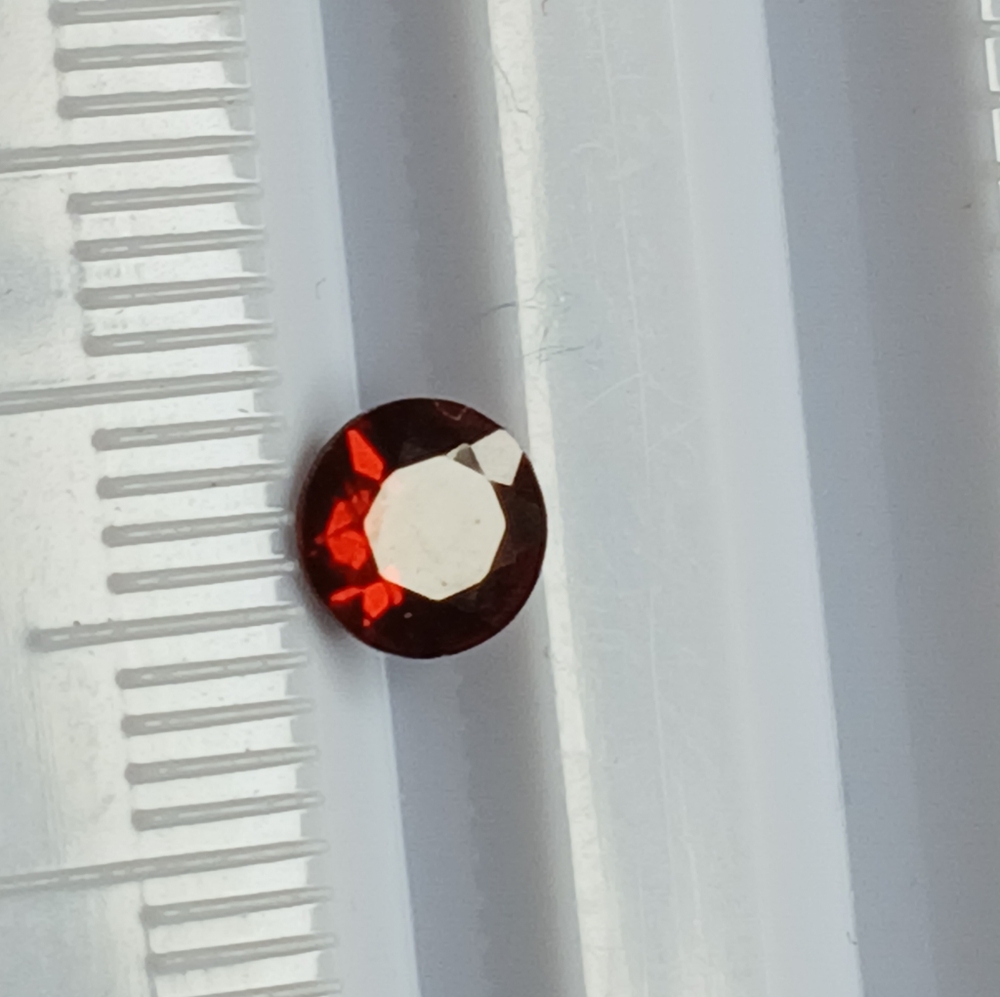 Round Red Rhodolite Garnet Gemstone 5.5mm